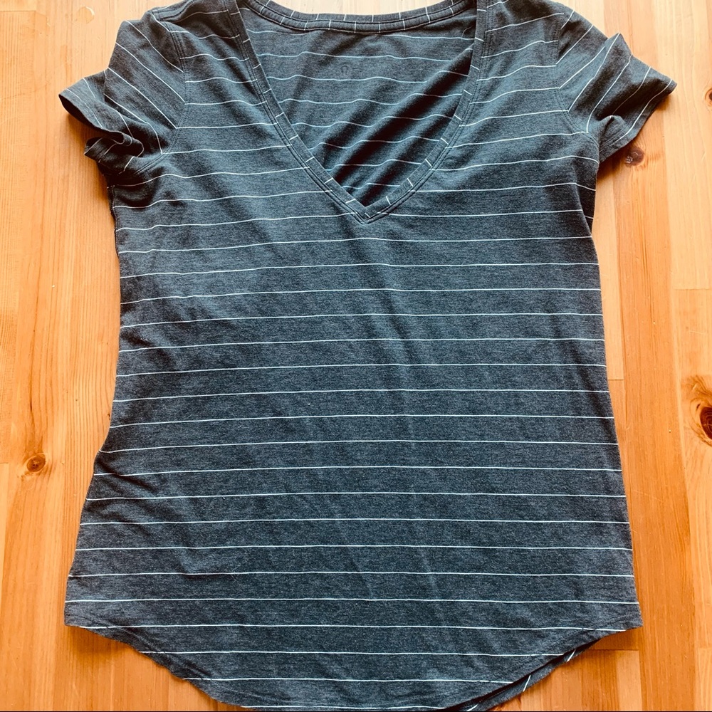 Lululemon athletica short sleeve striped t-shirt